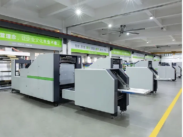 How Custom Paper Bags with Handles Enhance Customer Experience And Brand Identity